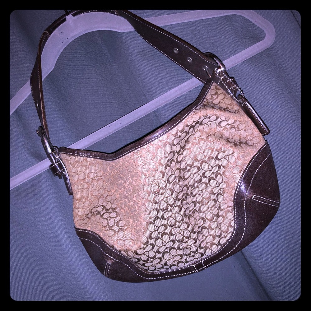 COACH Signature Hobo {Free Make-up bag too!}